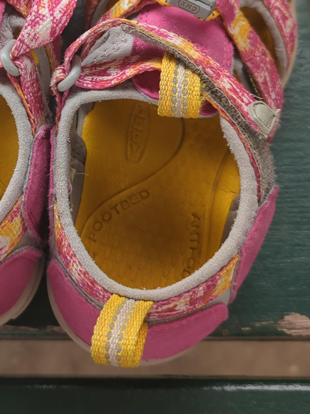 Keen Toddler Sandals Size 12 Pink thumbnail