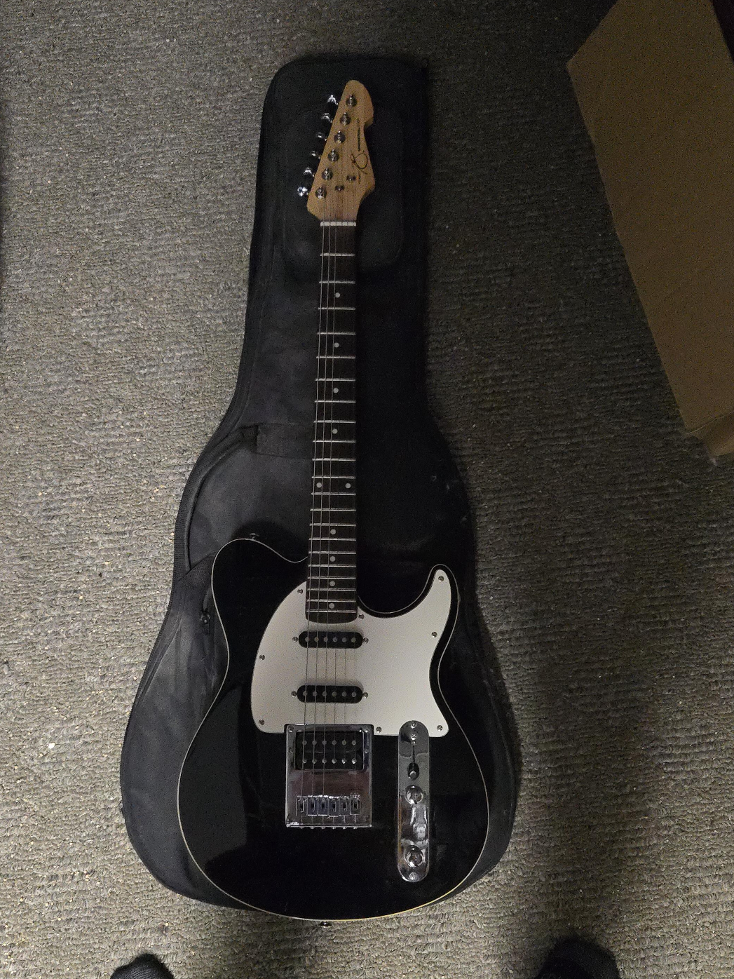 Peavey Generation EXP Electric Guitar