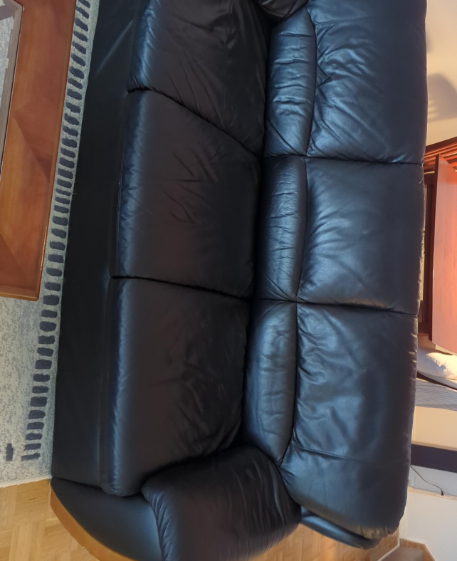 Black Leather Sofa thumbnail