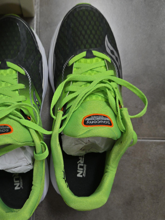 Saucony Kinvara 7 Running Shoes - Men's US 10 thumbnail