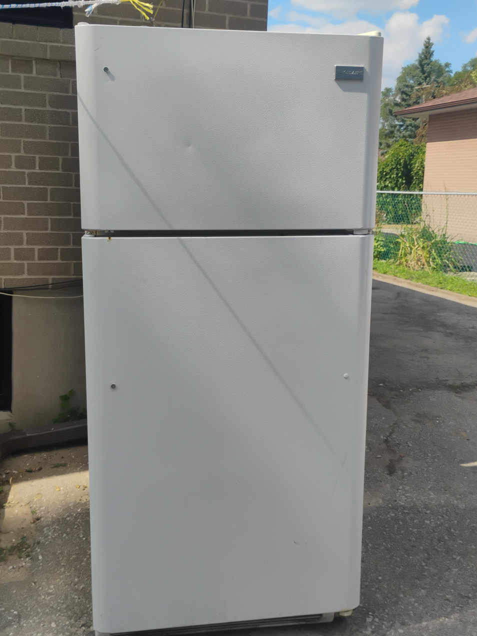 Frigidaire White Refrigerator thumbnail