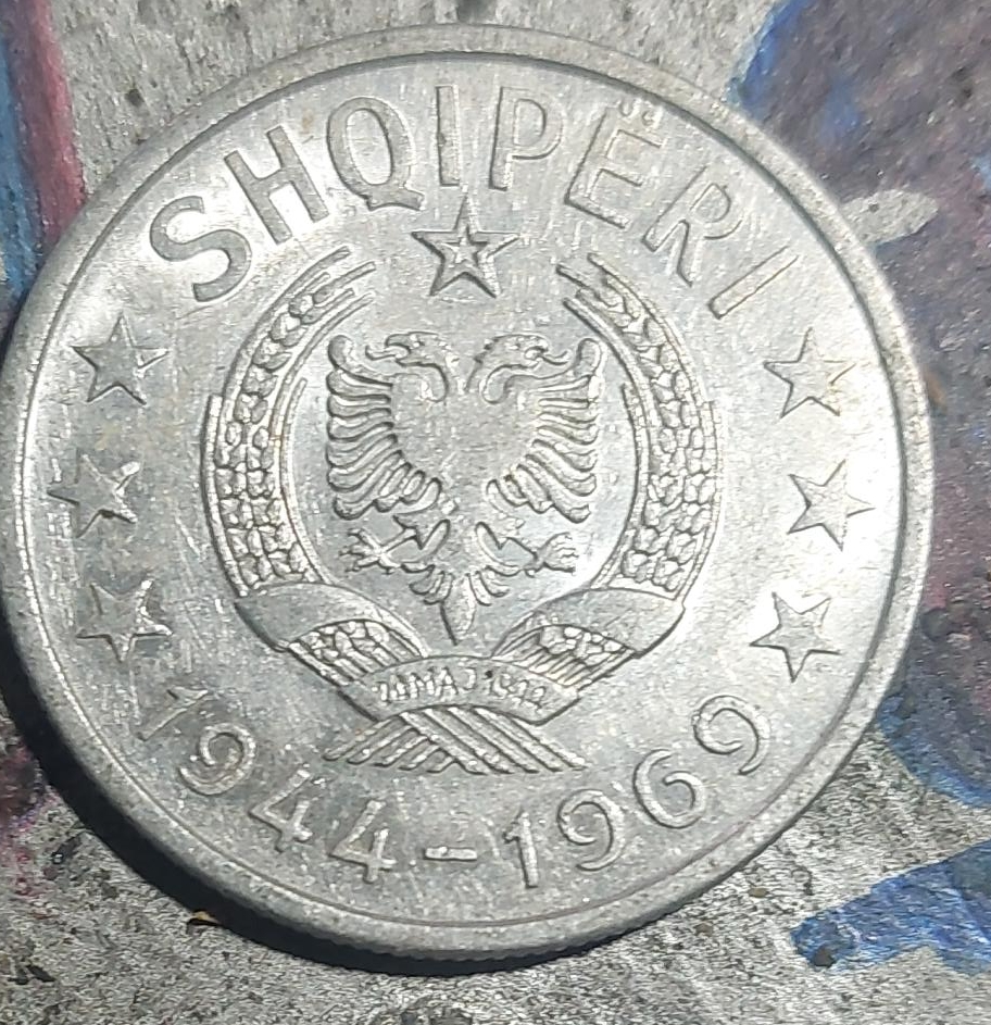Albanian Coin - 1944-1969 thumbnail
