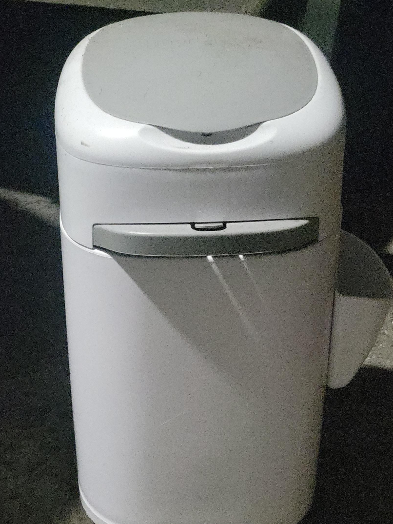 Munchkin Step Diaper Pail thumbnail