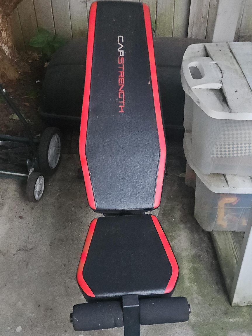 CAP Strength Weight Bench - Red/Black