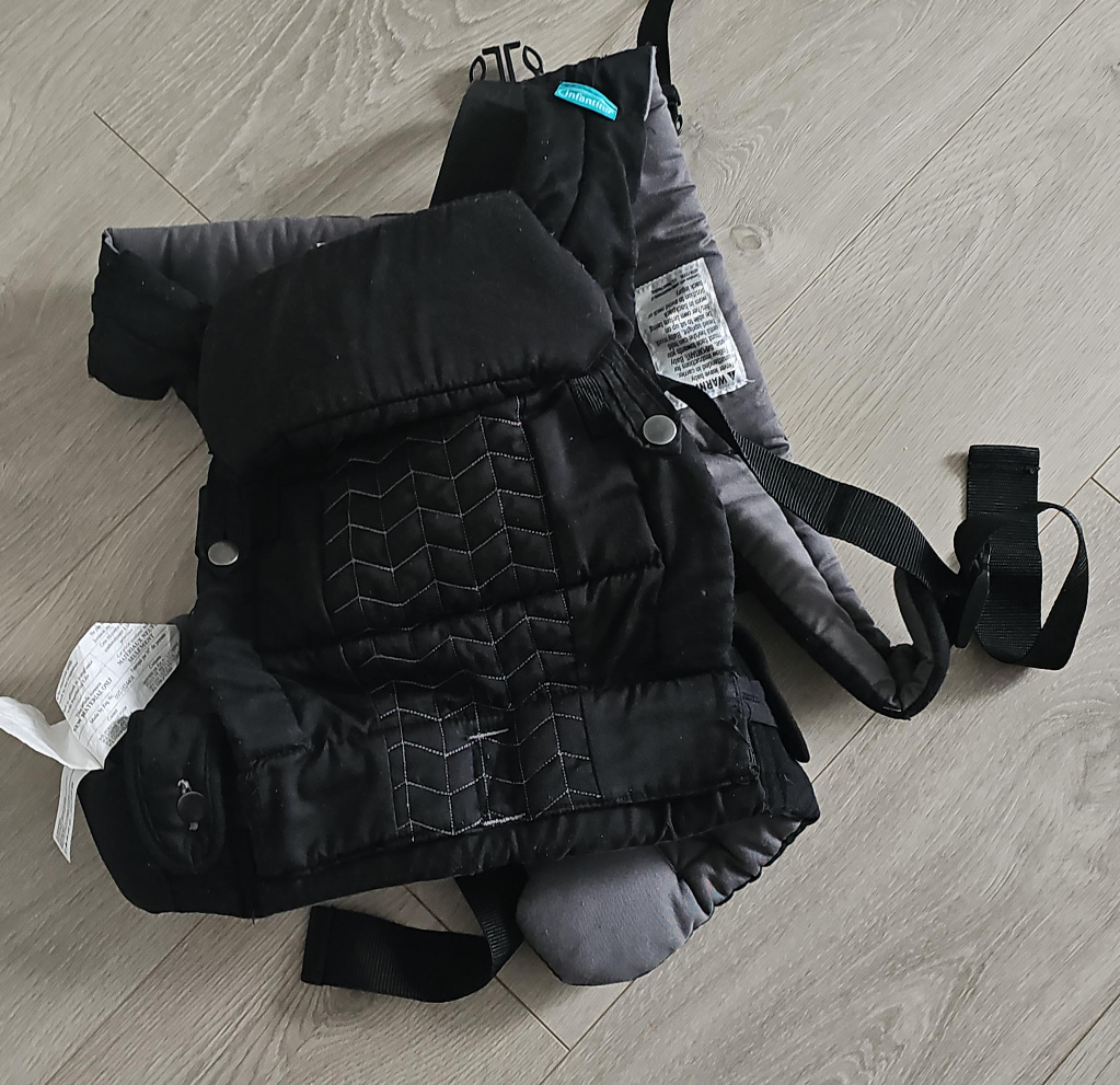 Infantino Baby Carrier - Black thumbnail