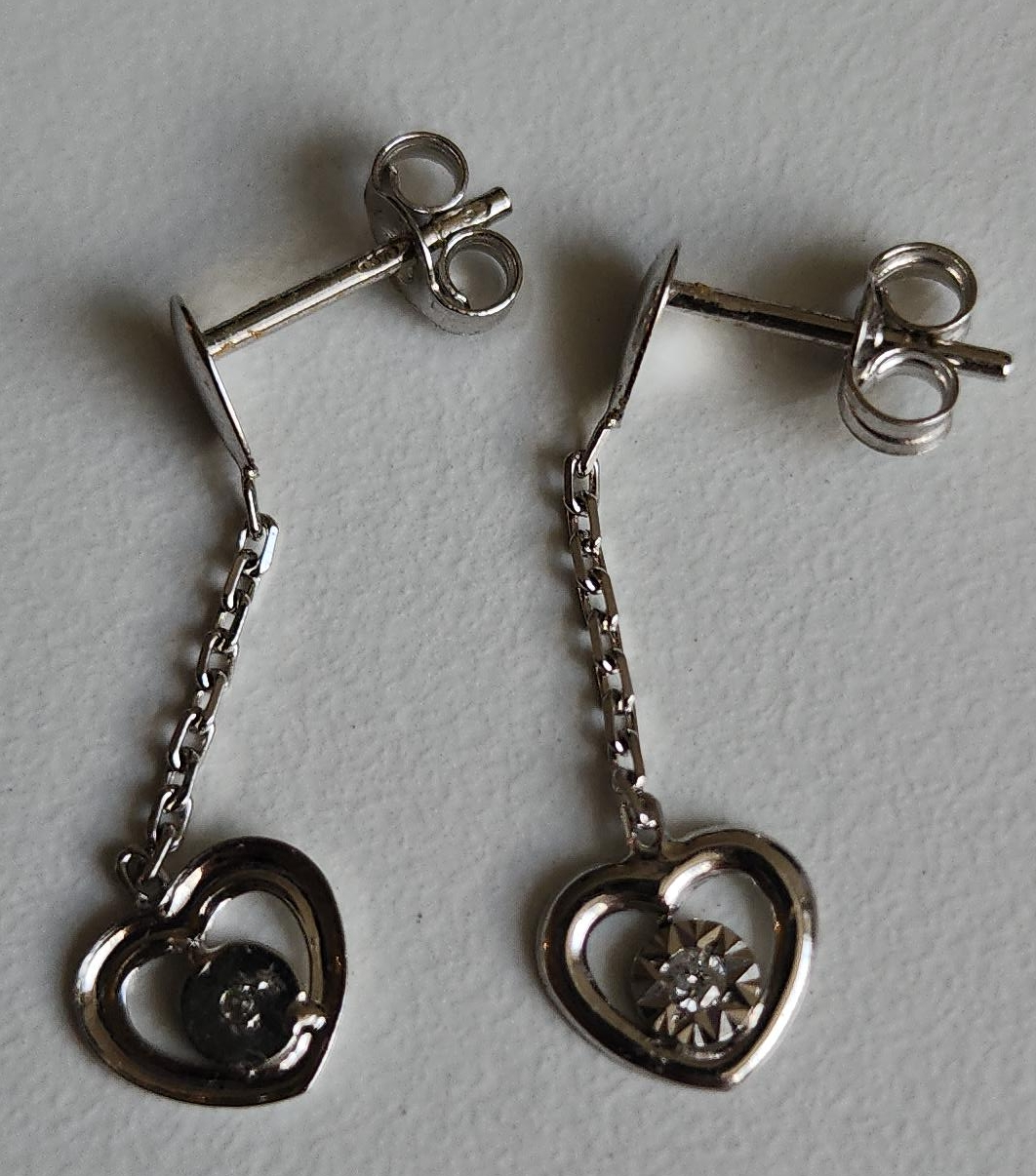 Heart Dangle Earrings thumbnail