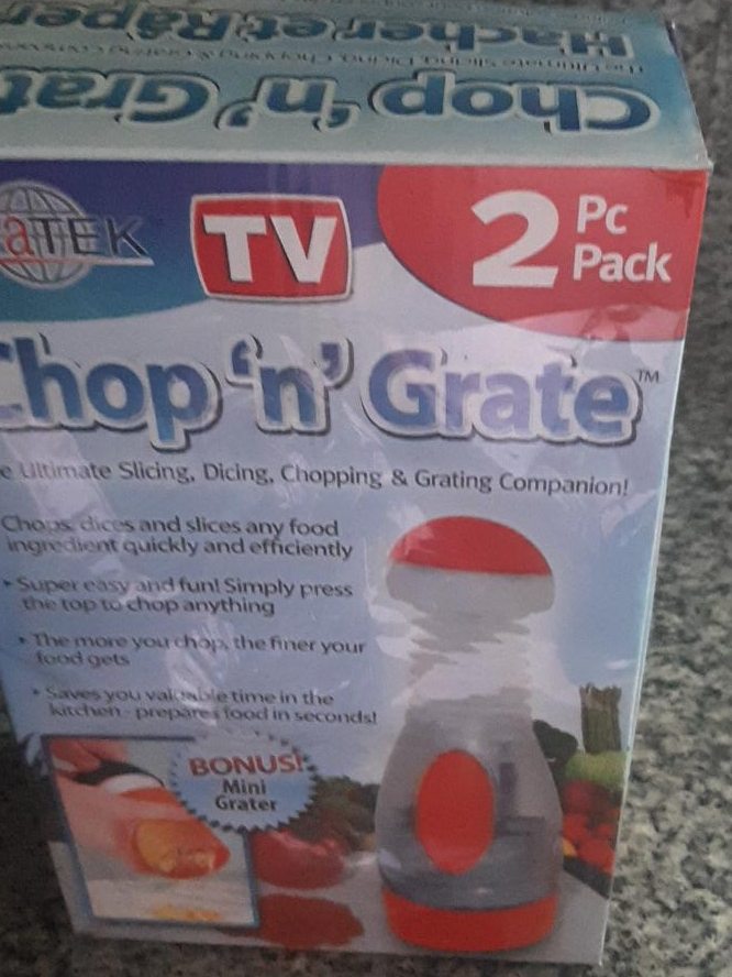 Chop 'n' Grate 2-Piece Pack - New in Box! thumbnail