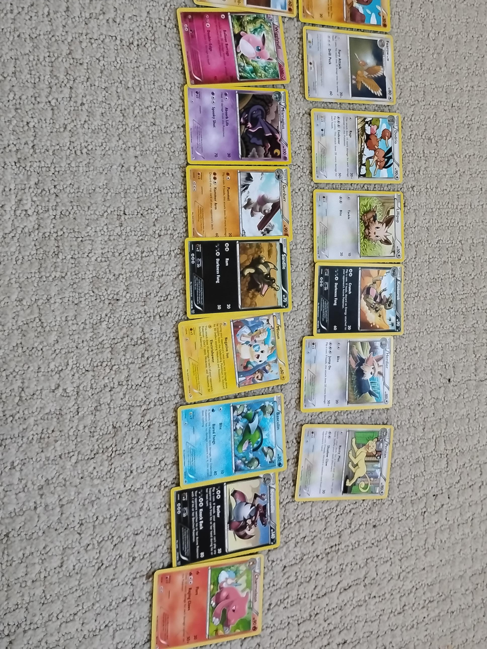 Pokémon Trading Cards - Assorted Collection thumbnail