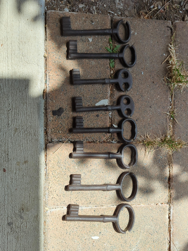 Set of 8 Decorative Iron Keys thumbnail