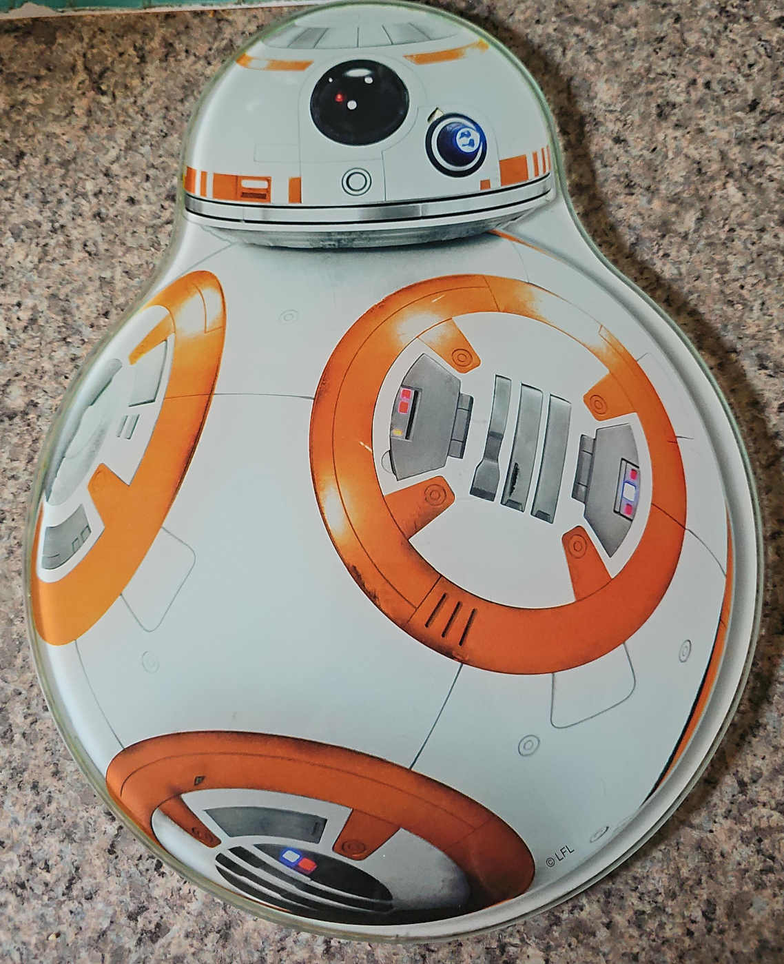 Star Wars BB-8 Character Glass Cutting Board thumbnail