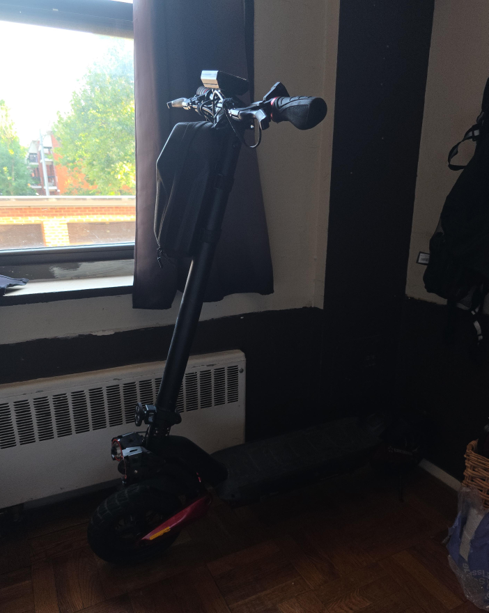 Circooter Electric Scooter thumbnail