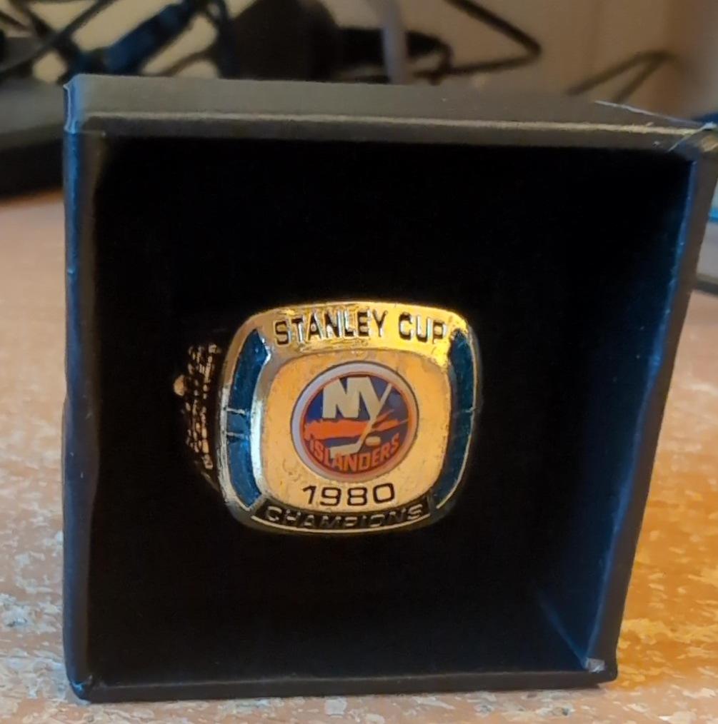 New York Islanders 1980 Stanley Cup Champions Ring thumbnail