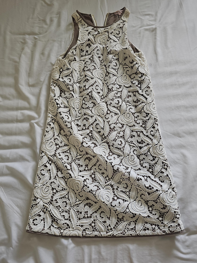 Juicy Couture Lace Dress - Size 0 thumbnail