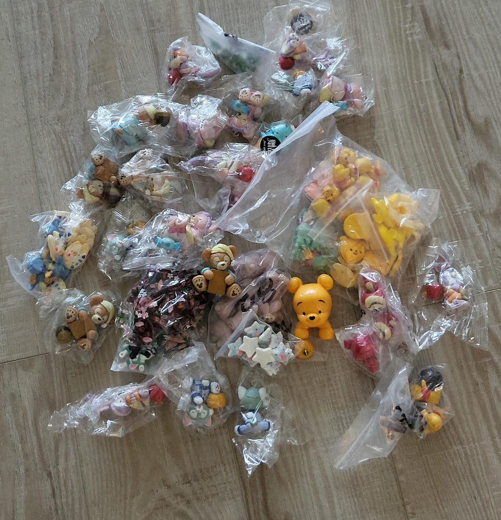 Cute Miniature Figurines Lot thumbnail