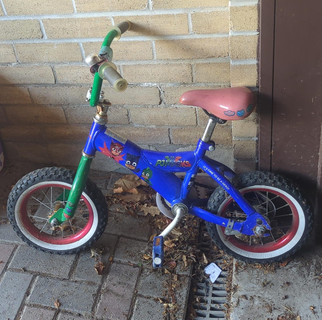 PJ Masks Kids' Bike - Great Condition! thumbnail