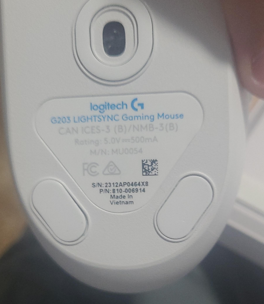 Logitech G203 LIGHTSYNC Gaming Mouse thumbnail