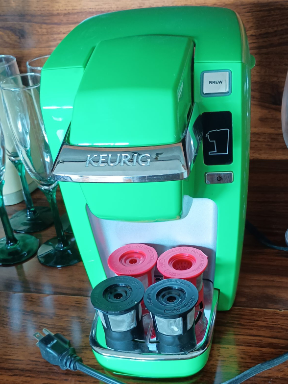 Keurig Single Cup Coffee Maker - Green thumbnail