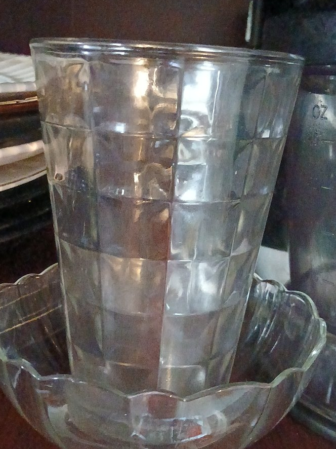 Vintage Style Glass Vase thumbnail