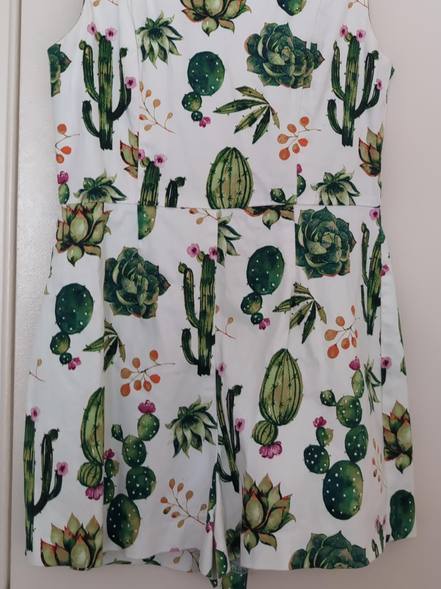 🇨🇦Eva Rose Cactus Print Romper thumbnail