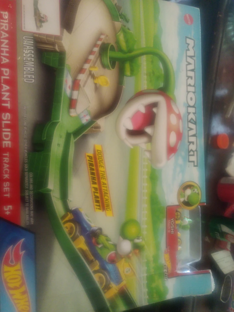 Mario Kart Piranha Plant Slide Track Set thumbnail