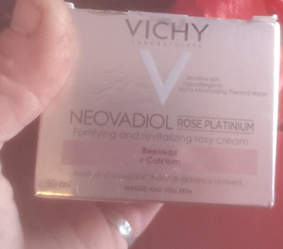 Vichy Neovadiol Rose Platinium Cream (50ml) thumbnail