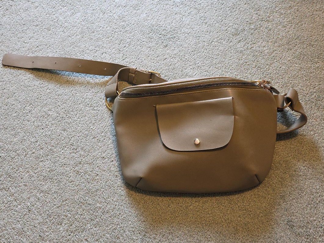 Olive Belt Bag thumbnail