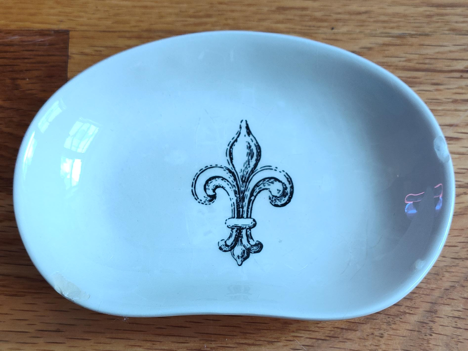 White Ceramic Fleur-de-lis Trinket Dish thumbnail
