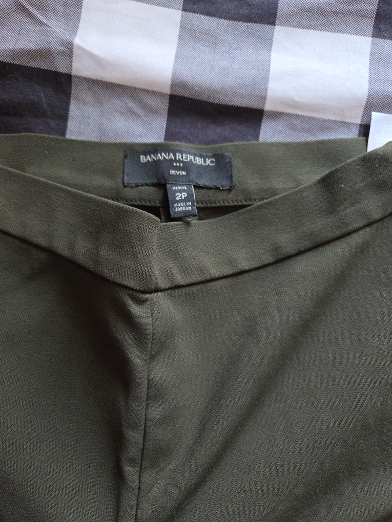 Banana Republic Devon Petite 2P Olive Pants thumbnail