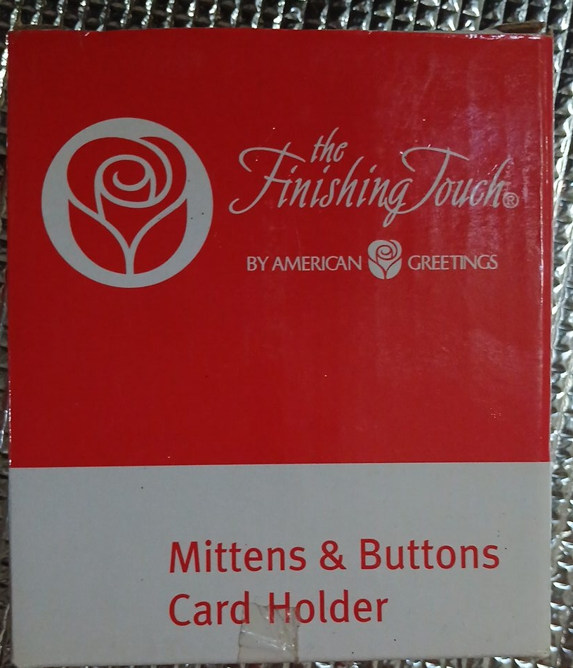 Finishing Touch Mittens & Buttons Card Holder thumbnail