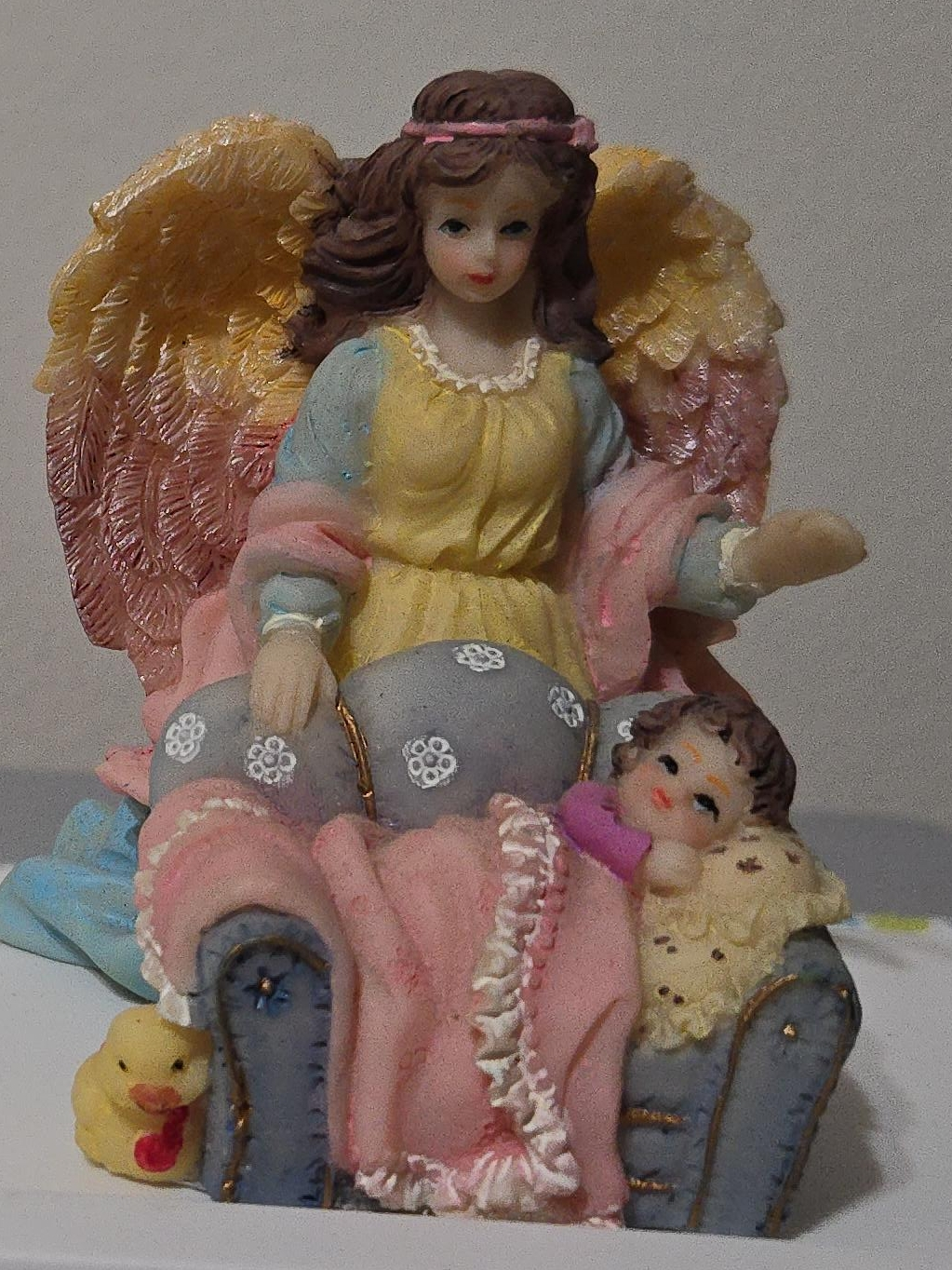 Angel Figurine thumbnail