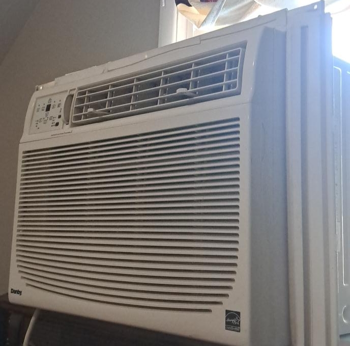 Danby Window Air Conditioner thumbnail
