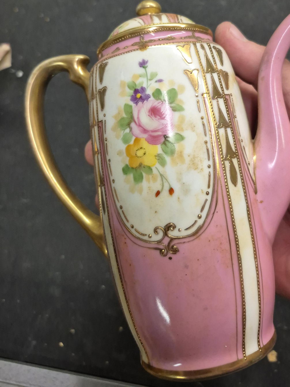 Vintage Floral Teapot thumbnail