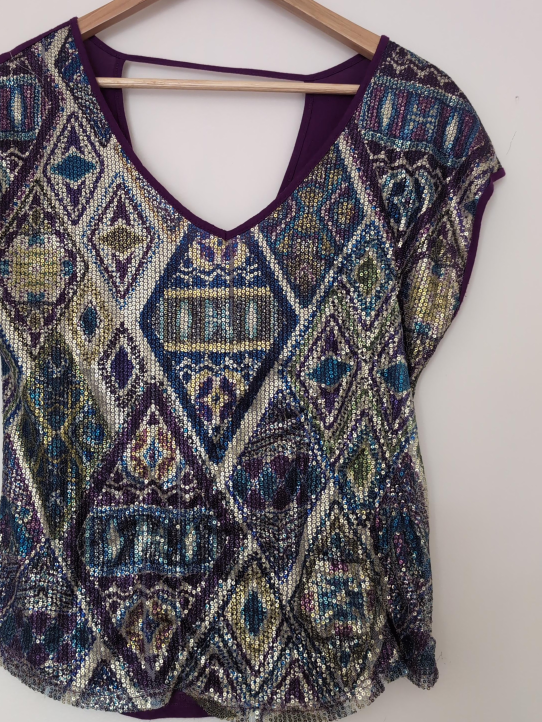 🇨🇦Seductions Sequin Top - Size S thumbnail