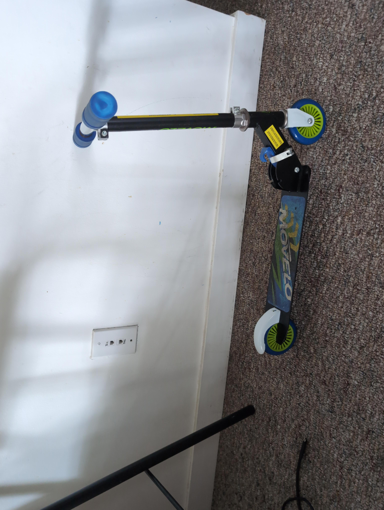 Movelo Kids Scooter - Blue & Black thumbnail