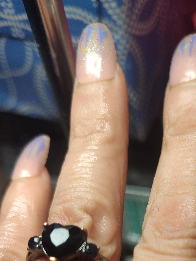 Heart-shaped Ring thumbnail