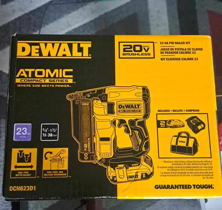 New DeWalt Atomic 23 GA Pin Nailer Kit thumbnail