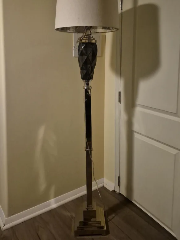 Elegant Floor Lamp