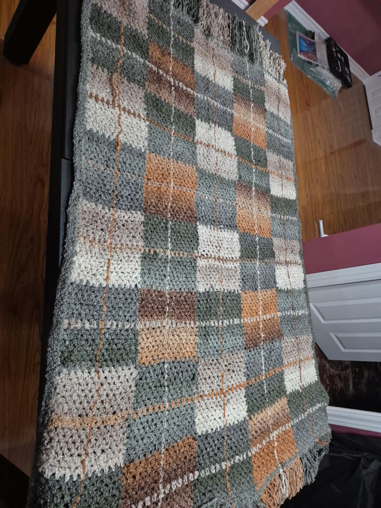 Handmade Crochet Plaid Blanket thumbnail