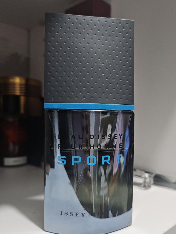 Issey Miyake L'Eau d'Issey Pour Homme Sport thumbnail