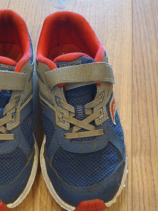Saucony Kids' Sneakers - Size 2 thumbnail