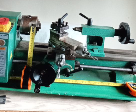 Metal Lathe with Accessories thumbnail