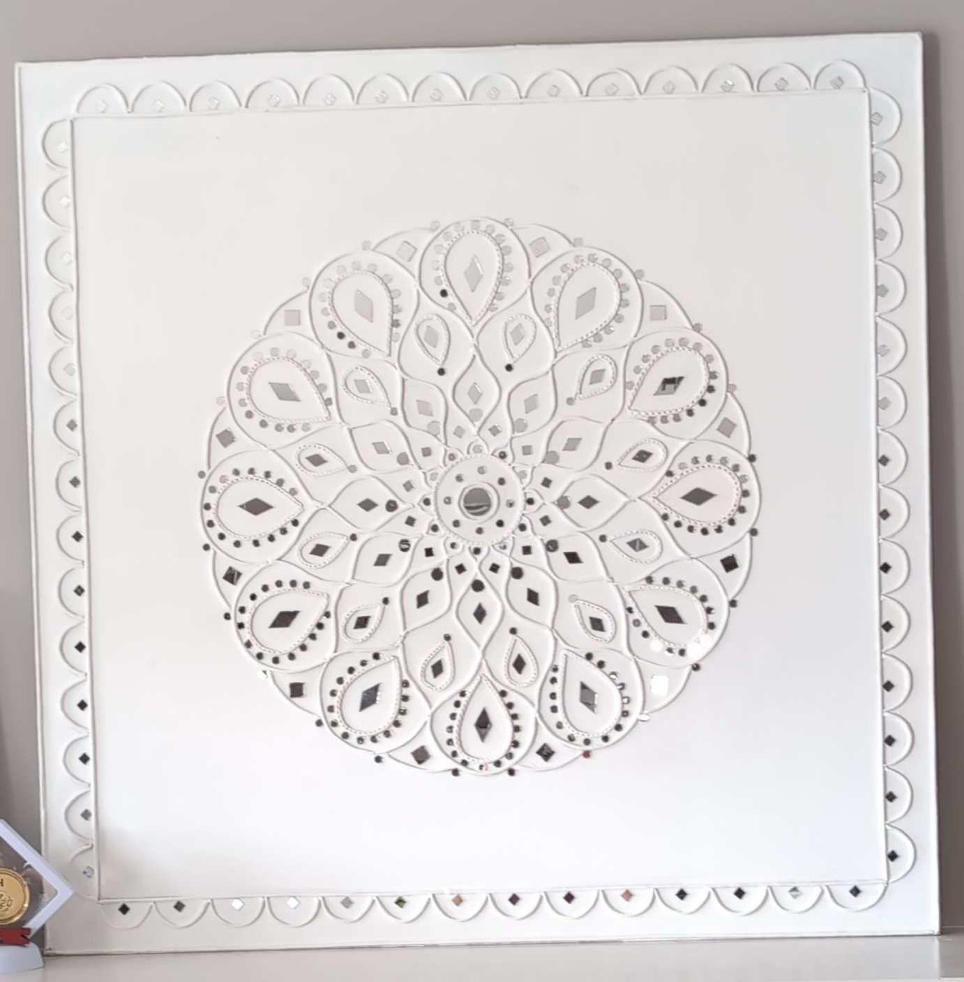 White Decorative Wall Art thumbnail