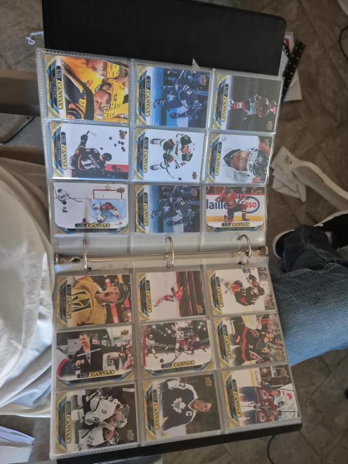 Upper Deck UD Canvas Hockey Cards Binder thumbnail