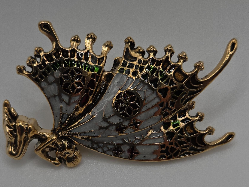 Vintage Butterfly Brooch thumbnail