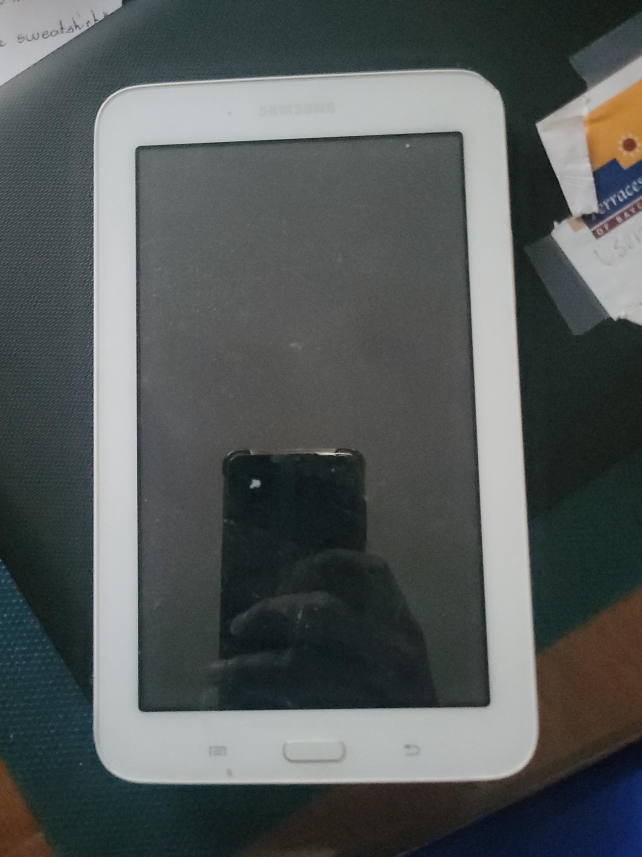 Samsung Tablet - White thumbnail