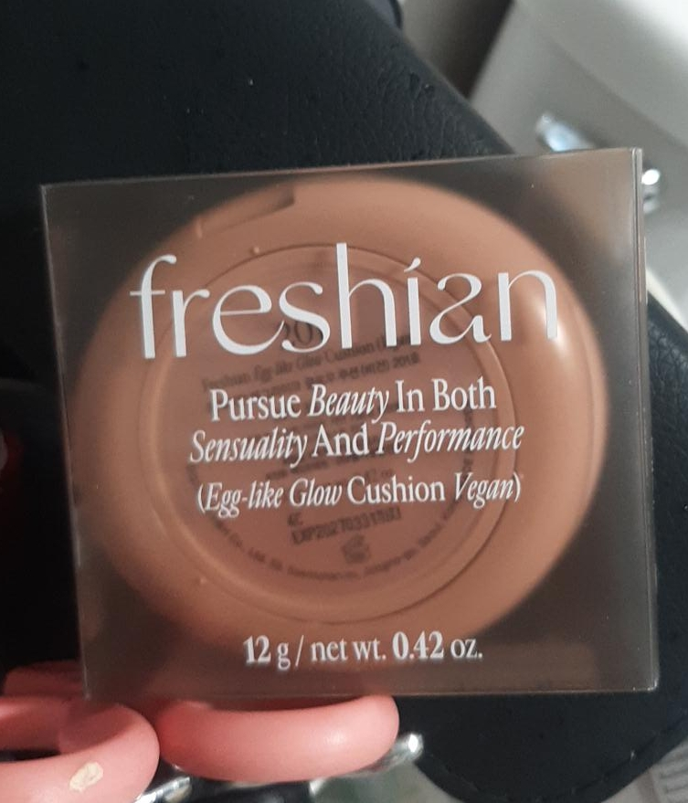 Freshian Egg-like Glow Cushion Vegan 12g thumbnail