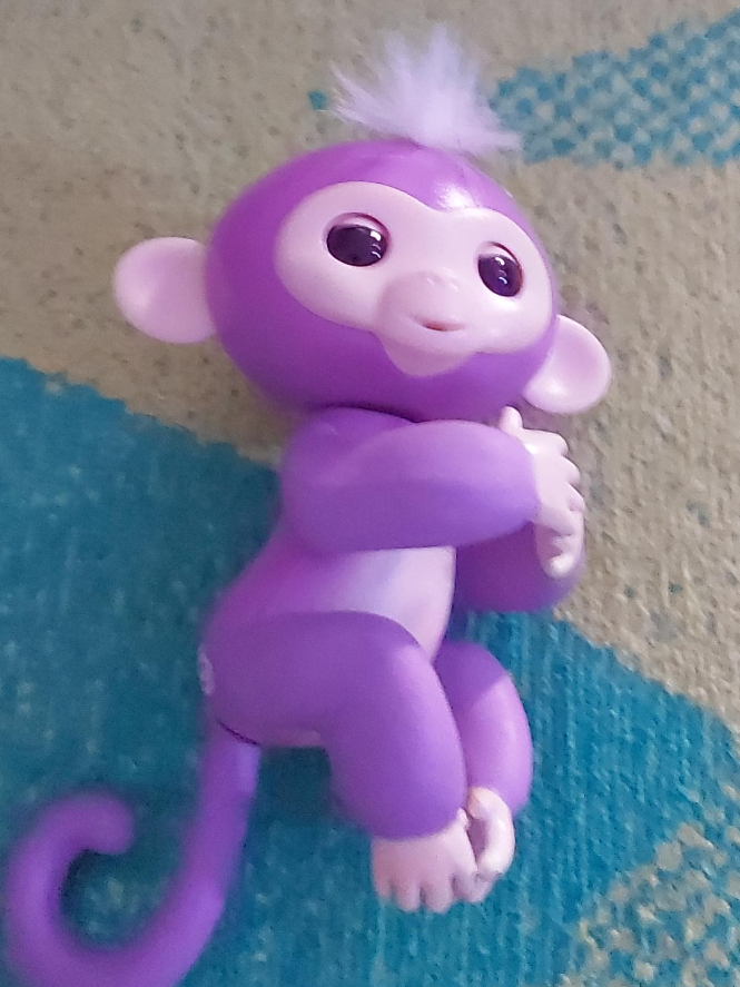 Fingerlings Purple Monkey Toy thumbnail