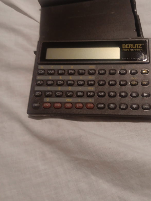 Berlitz Interpreter Electronic Dictionary thumbnail