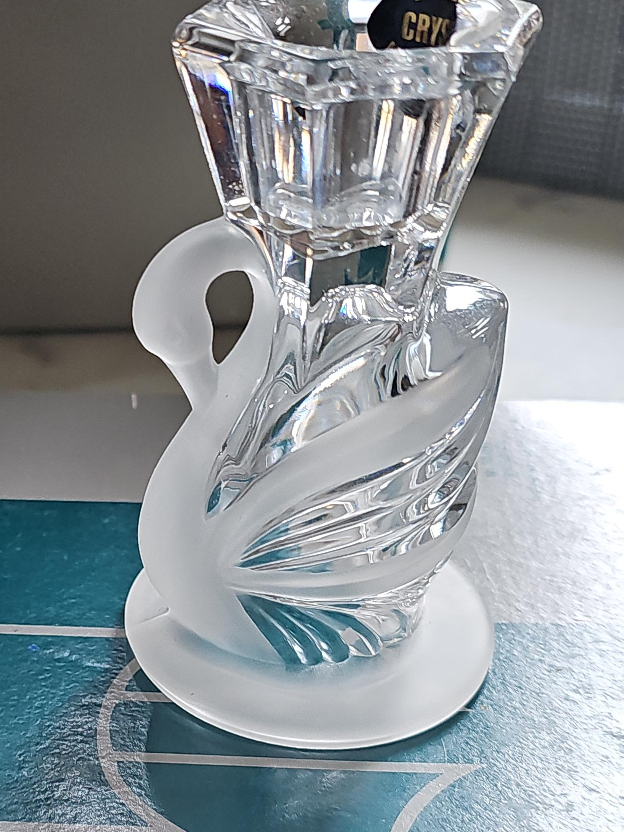 Set of 2 PartyLite Crystal Swan Candle Holder and Candles