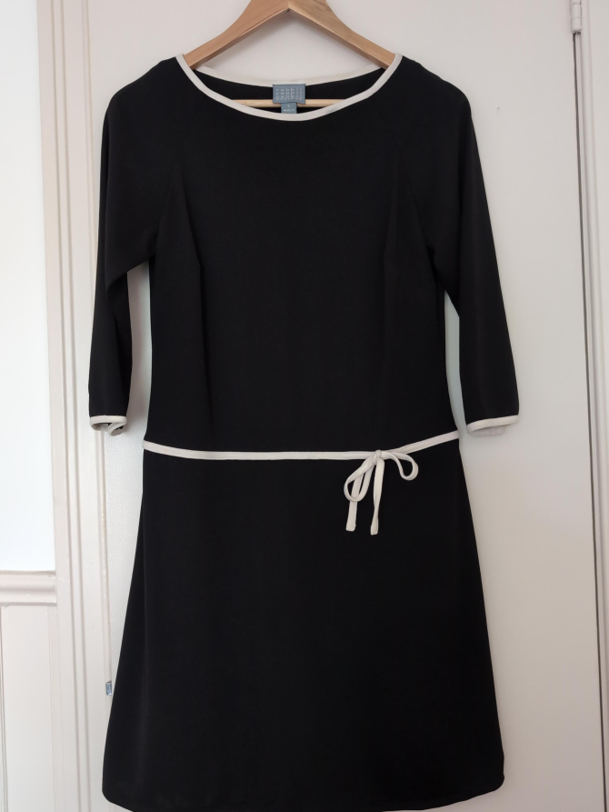 🇨🇦Rabbit Rabbit Designs Black Dress - Size 8 thumbnail